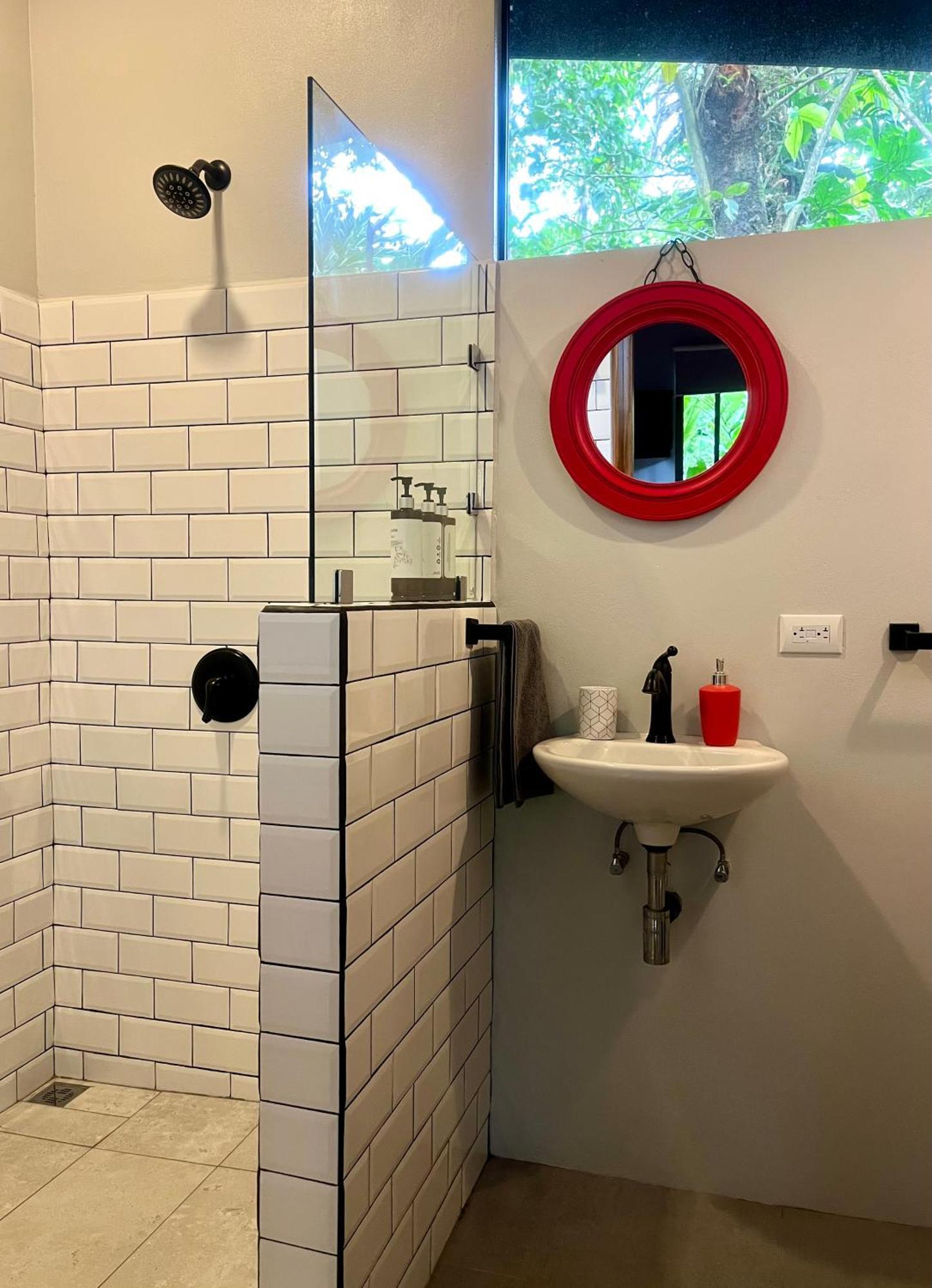 Industrial Studio With Private Jacuzzi Uvita Exteriör bild